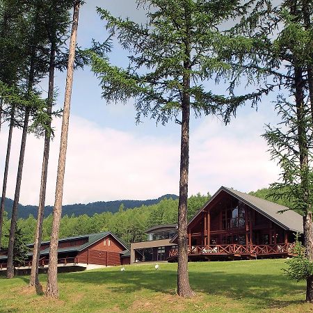 Log Hotel Larch Lake Kanayama Minamifurano Luaran gambar