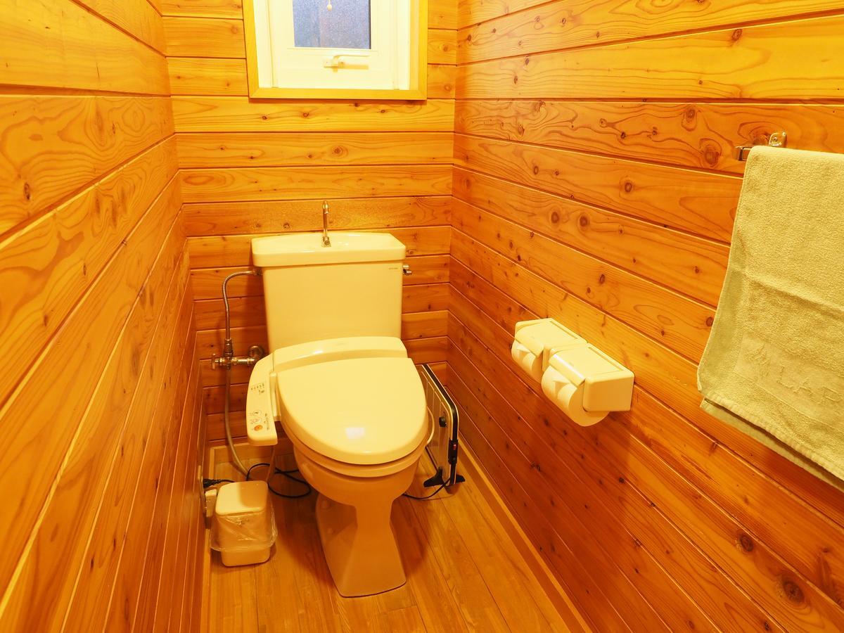 Log Hotel Larch Lake Kanayama Minamifurano Bilik gambar