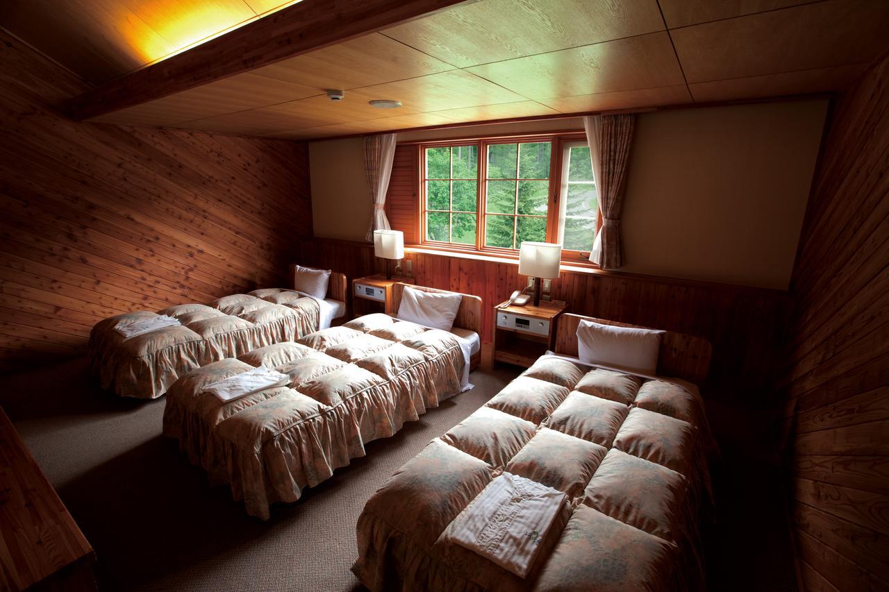 Log Hotel Larch Lake Kanayama Minamifurano Bilik gambar