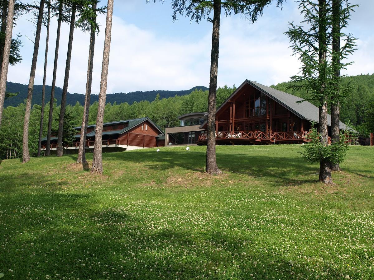Log Hotel Larch Lake Kanayama Minamifurano Luaran gambar